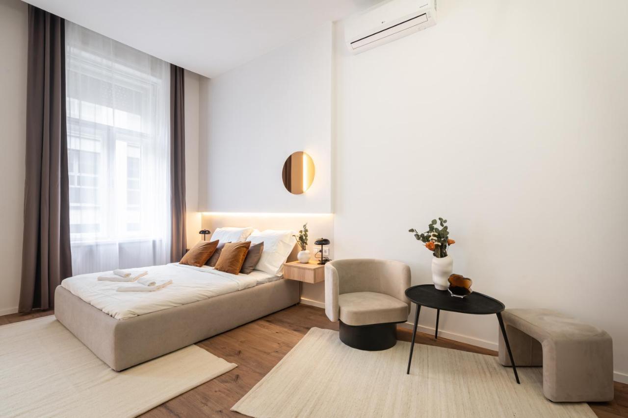 You Boutique Suites, Best Location By Bqa Budapest Eksteriør billede