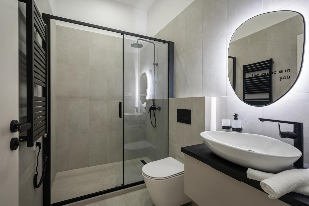 You Boutique Suites, Best Location By Bqa Budapest Eksteriør billede